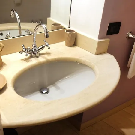 Great Escapes Piazza Vecchia *